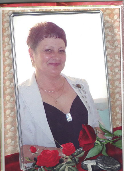 Елена Толстоброва