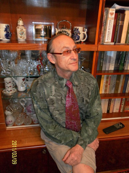 Василий Холодов