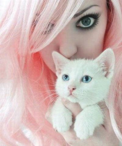 Лена Головнина