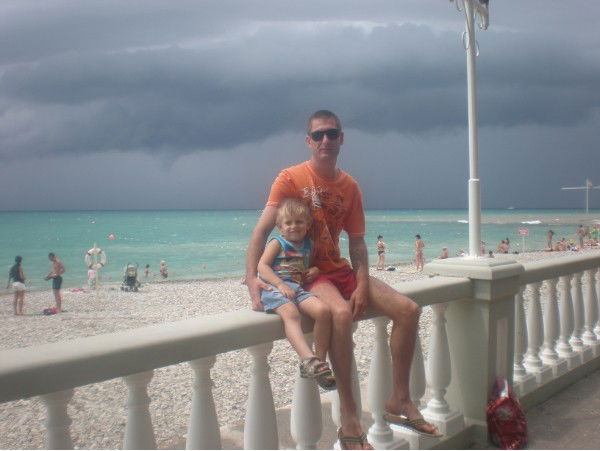 Александр Лещенко