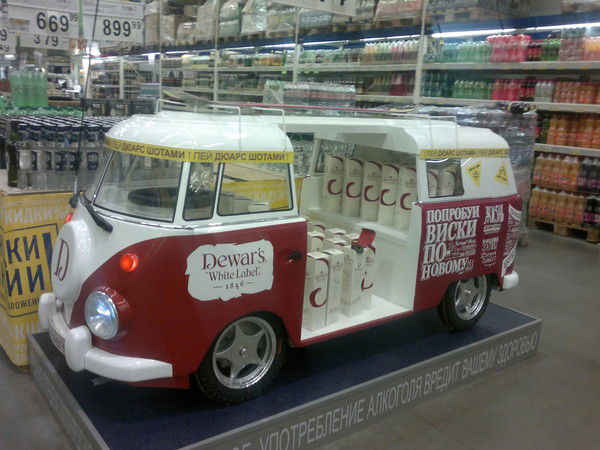 Максим Нахалов