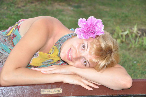 Елена Харитонова