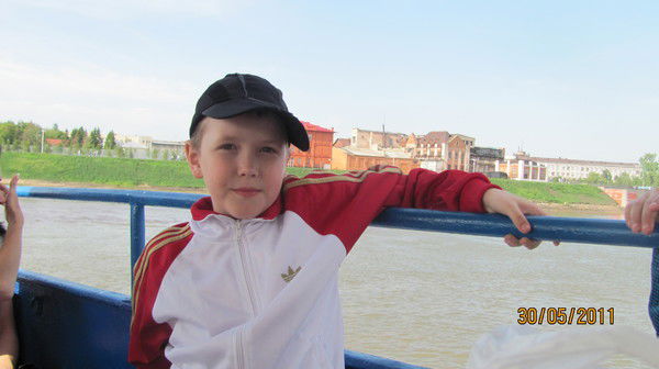 Дмитрий Леушкин