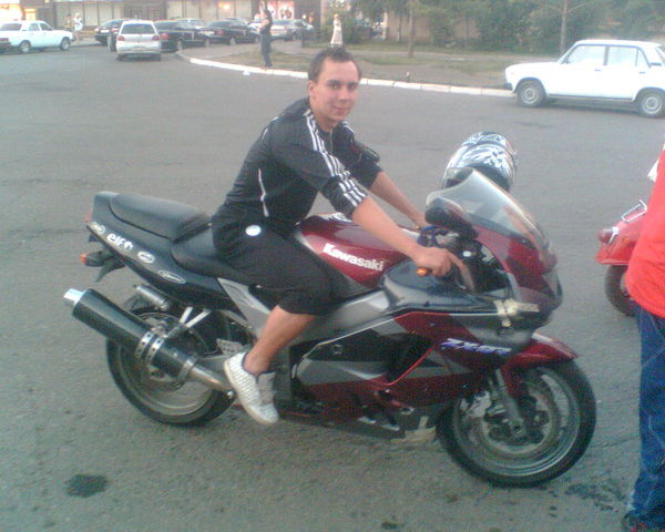 Дмитрий Романов