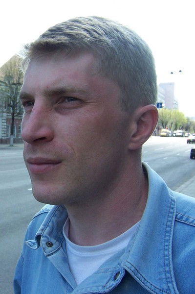 Виталий Комендантов