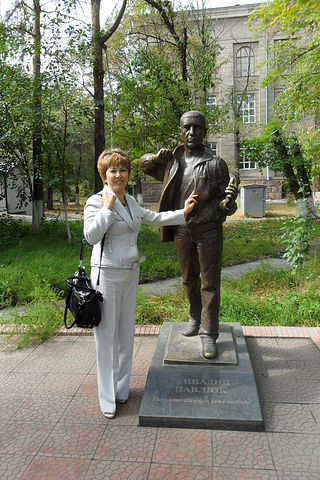 Лола Курбаниязова