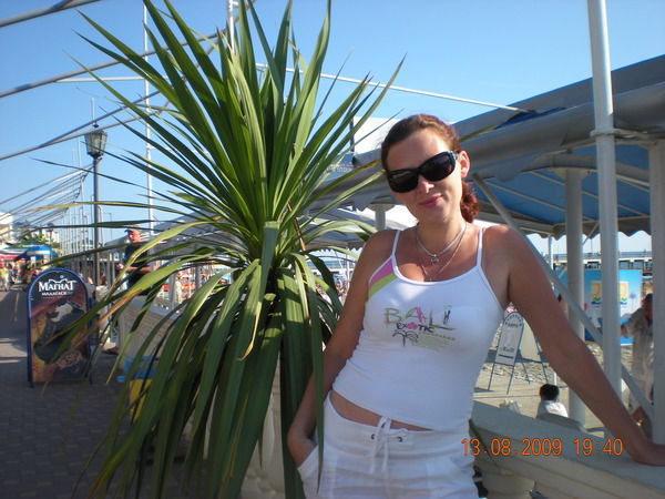 Елена Лопатина