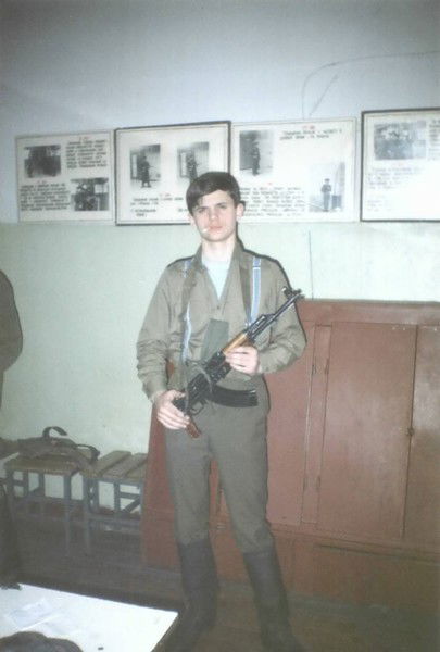 Евгений Шутов