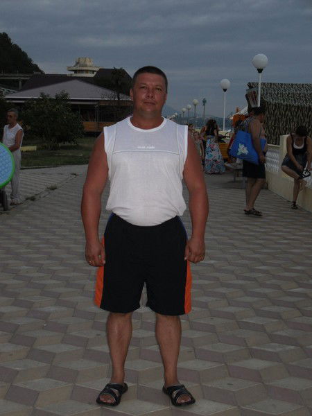 Олег Санников