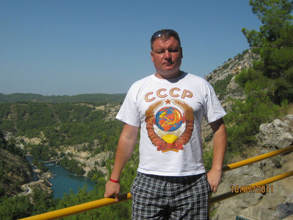 Андрей Сурков