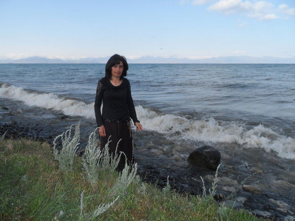 Нуне Амирбекян