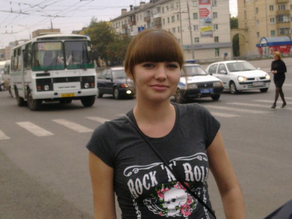 Оленька Калиничева