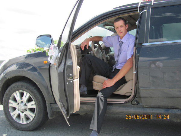 Тарас Овчаренко