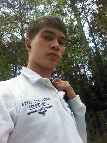 Олег Крестинин