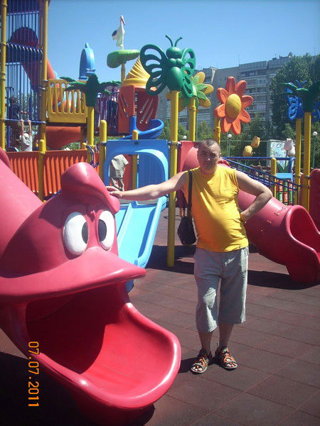 Олег Чекаленко