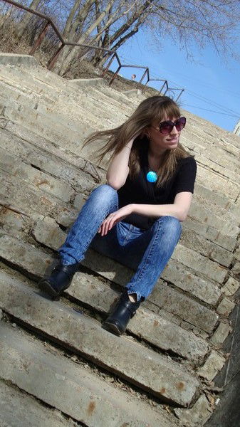 Лена Харитонова