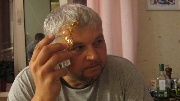 Юрий Устинов