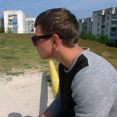 Максим Казаков