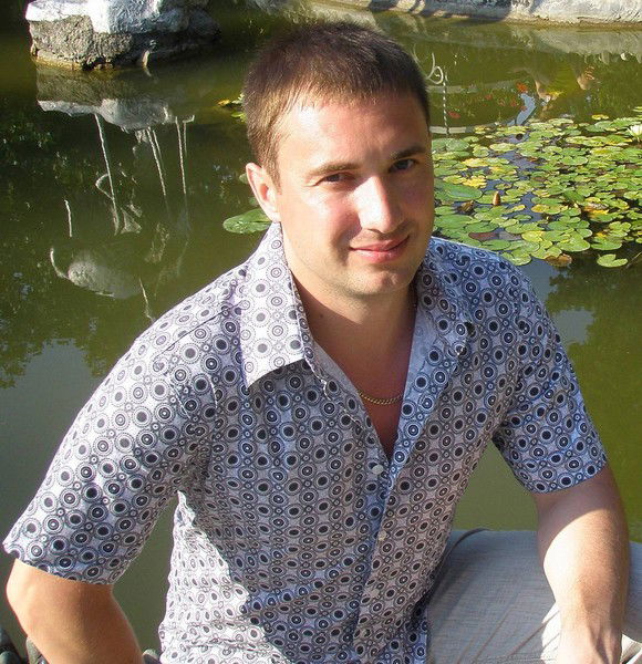 Юрий Власов