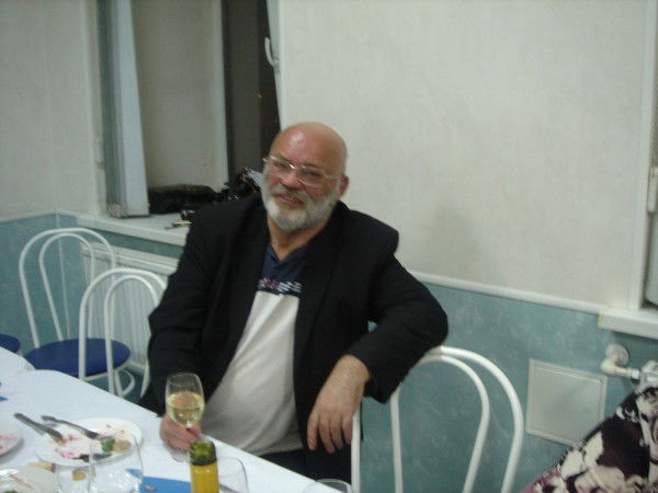 Лев Мельников