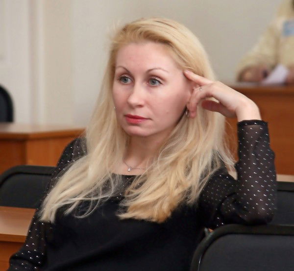 Алина Колесникова