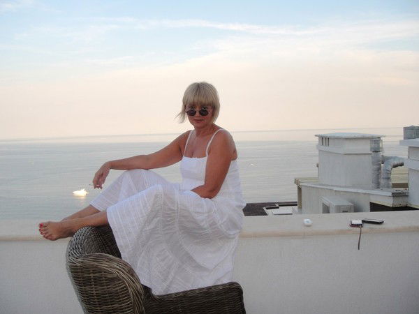 Наташа Наумова