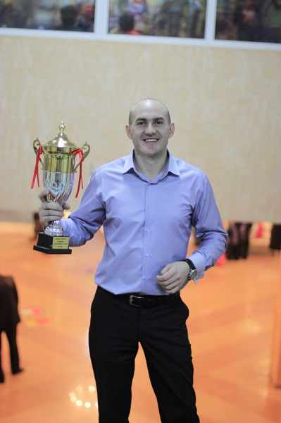 Евгений Сенев