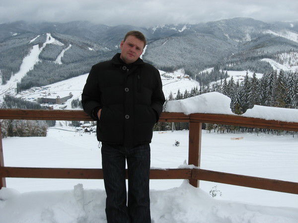 Александр Васильев