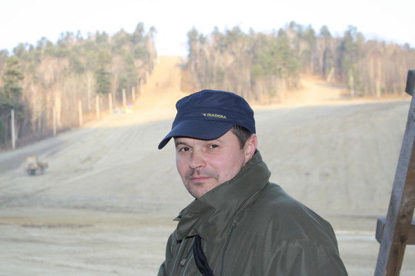 Петя Иванов