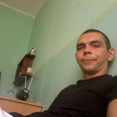 Денис Хаустов