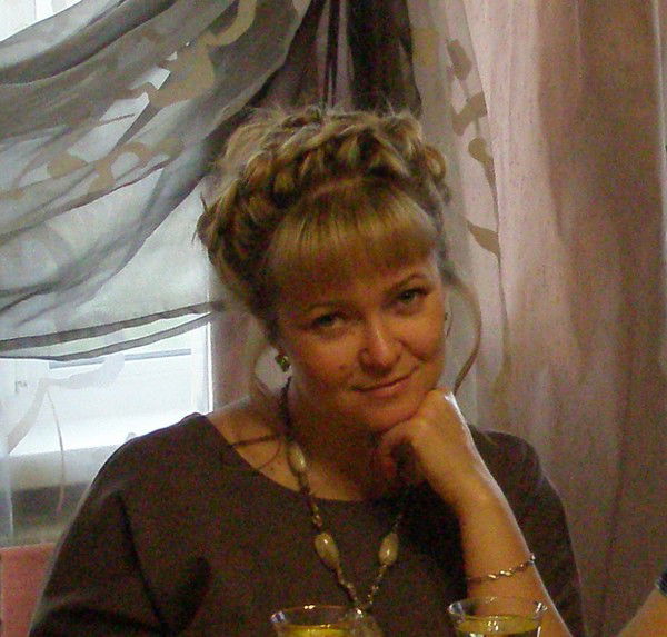 Наташа Зверева