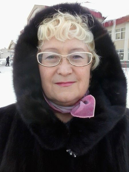 Лидия Попова