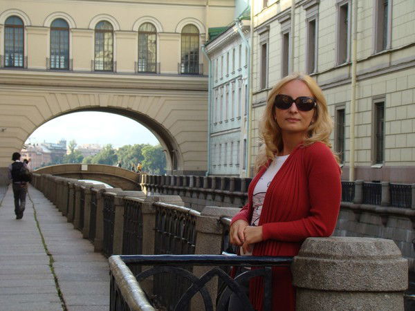 Елена Константинова