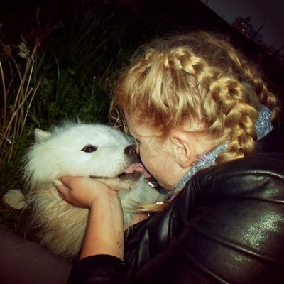 Вика Мирная