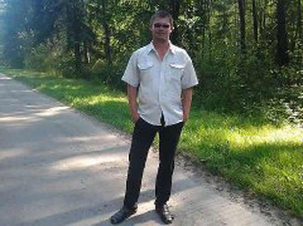 Женя Карнеев