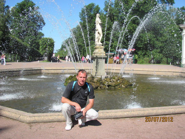 Роман Маров