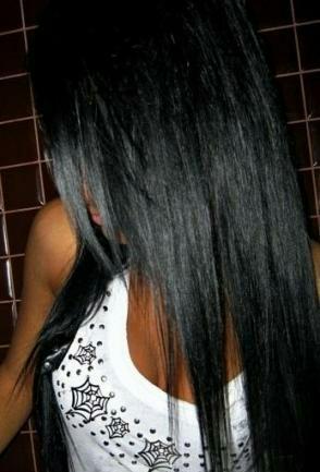 Айгуль Довбаева