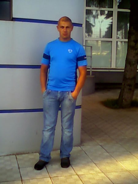 Алексей Емельянов