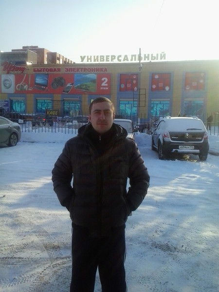 Дмитрий Назаркин