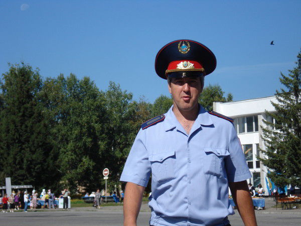 Володя Абакумов