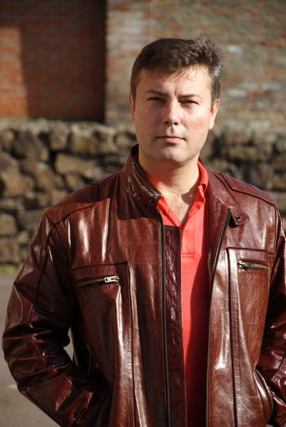 Александр Кирсанов