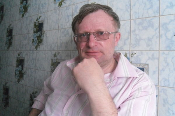 Александр Бакуто