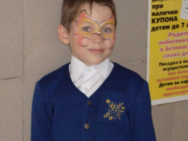 Паша Усатов