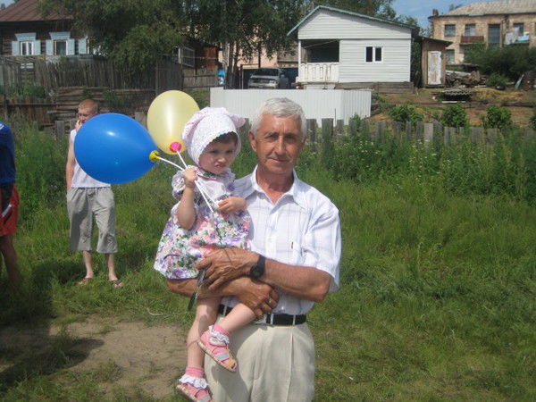 Анатолий Елисеев