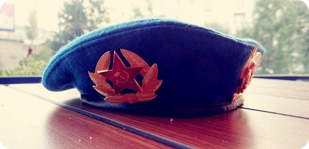 Виктор Петров