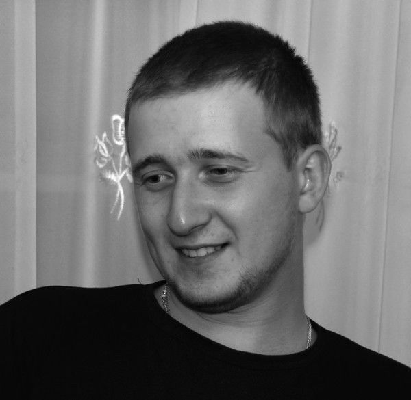 Сергей Устинов