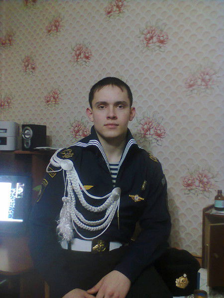 Артём Неверов