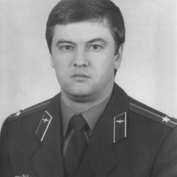 Виктор Езепов