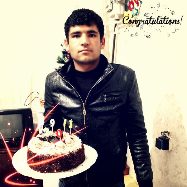 Насим Хомидов