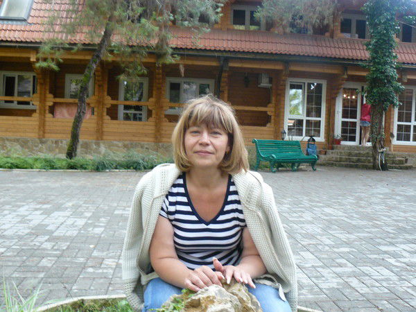 Елена Егикян